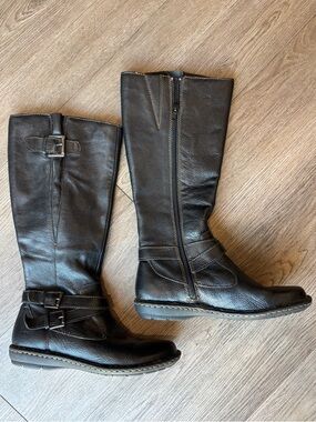 B.O.C. Born Concepts Women's Black Leather knee high Moto Buckle Boots